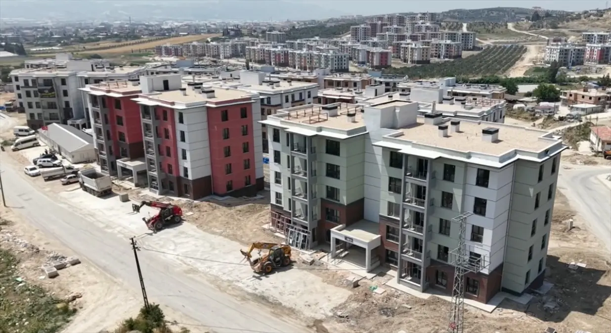 Hatay\'da 21 Bin Konut İçin Kura Heyecanı