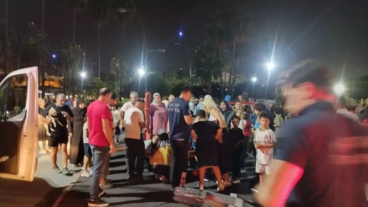 Oyun Aletine Sıkışan Çocuk Kurtarıldı
