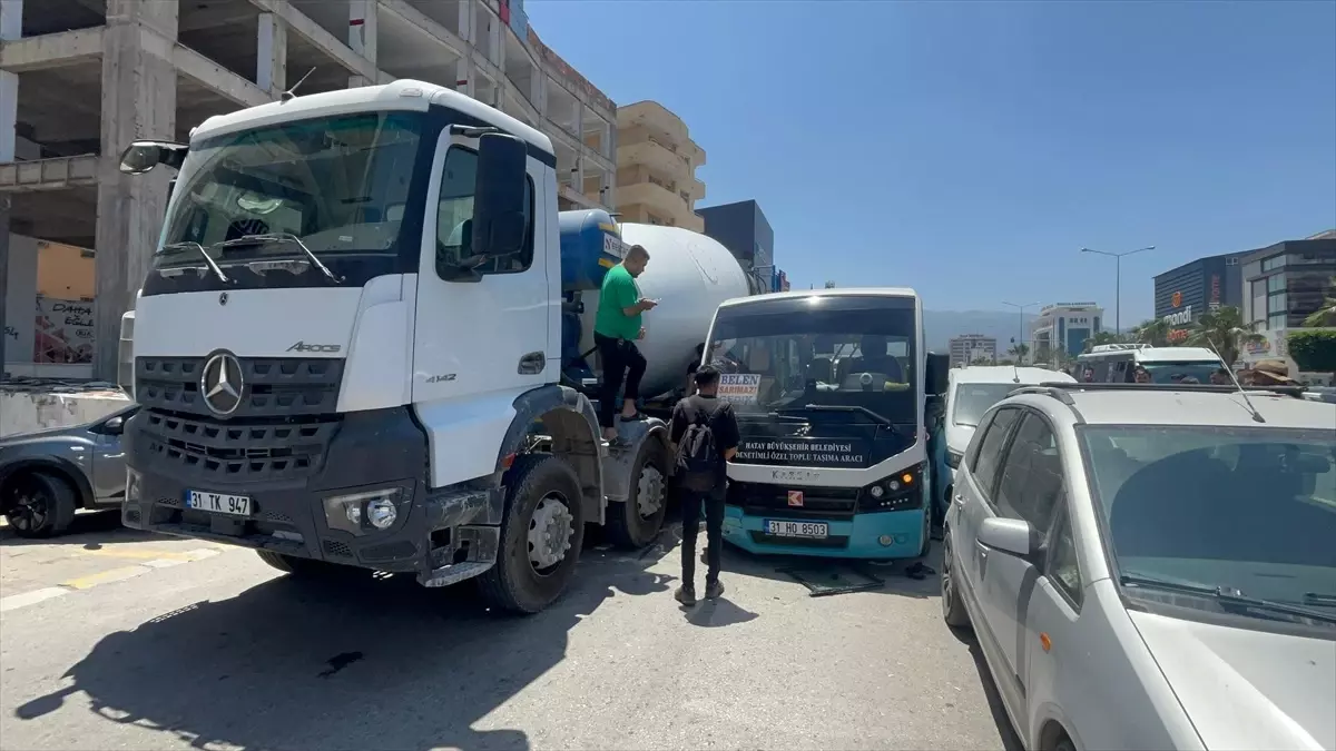 İskenderun\'da Motosiklet Kazası: Bir Yaralı