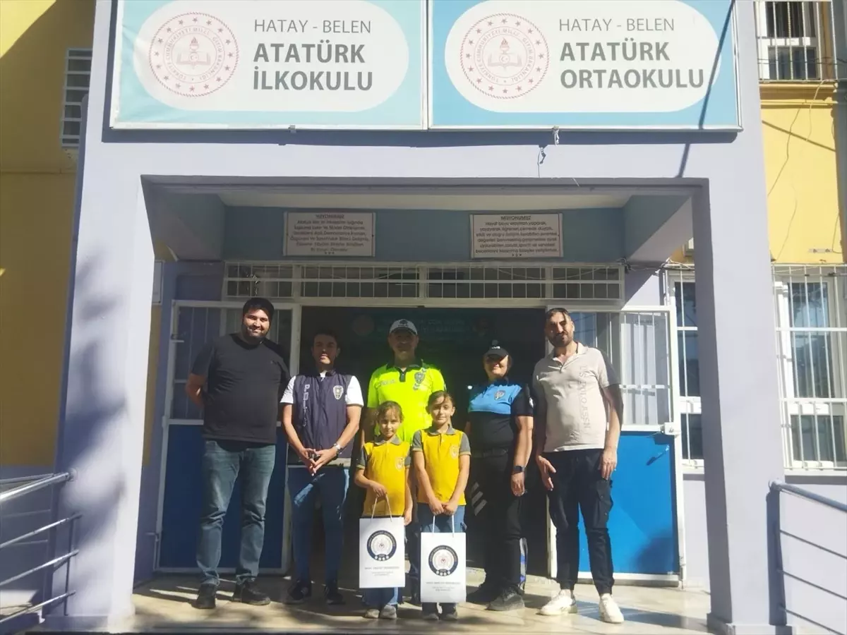 Kız Kardeşlerden Örnek Davranış