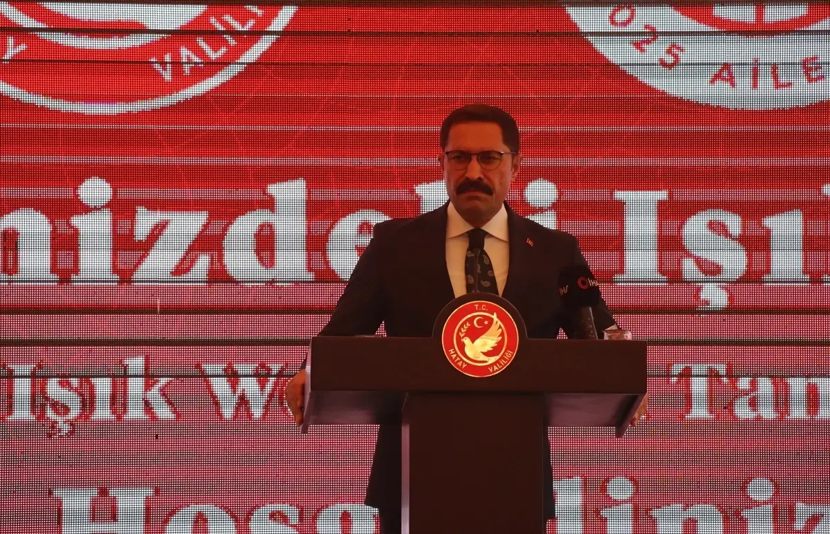 Hatay\'da kimsesiz çocuklarla yardımseverler arasında köprü olacak internet sitesi kuruldu