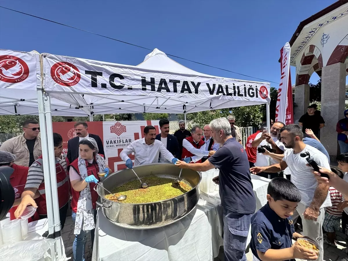 Hatay\'da Aşure İkramı