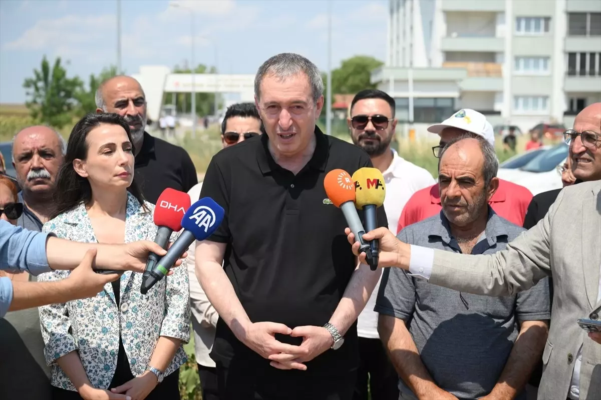 DEM Partisi Eş Genel Başkanları Demirtaş\'ı Ziyaret Etti