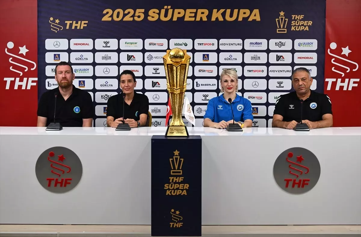Hentbol Kadınlar Süper Kupa Dörtlü Final Toplantısı