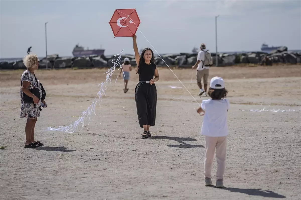 Huzurevi sakinleri ile devlet korumasındaki kız çocuklarının buluşmasından koruyucu annelik çıktı