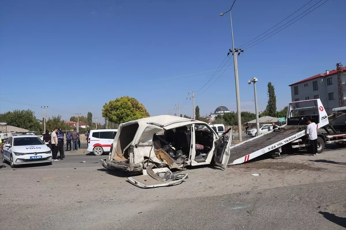 Iğdır\'da Trafik Kazası: 4 Yaralı