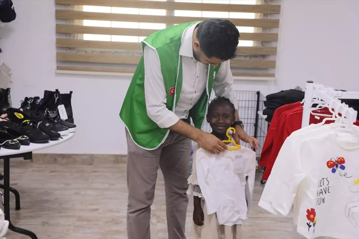 İHH\'dan Sudanlı Sığınmacılara Yardım