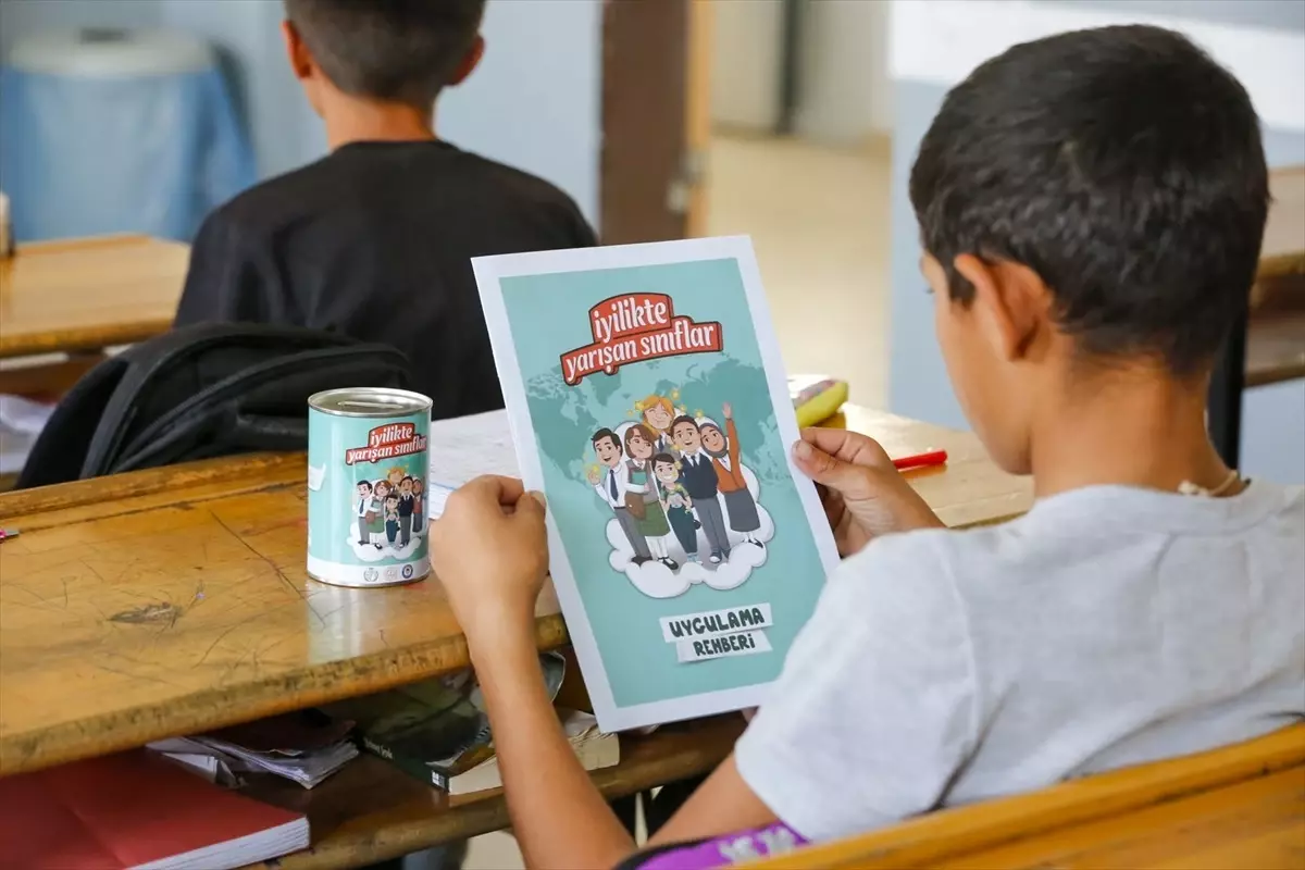 İHH\'dan Yetimlere Destek Projesi