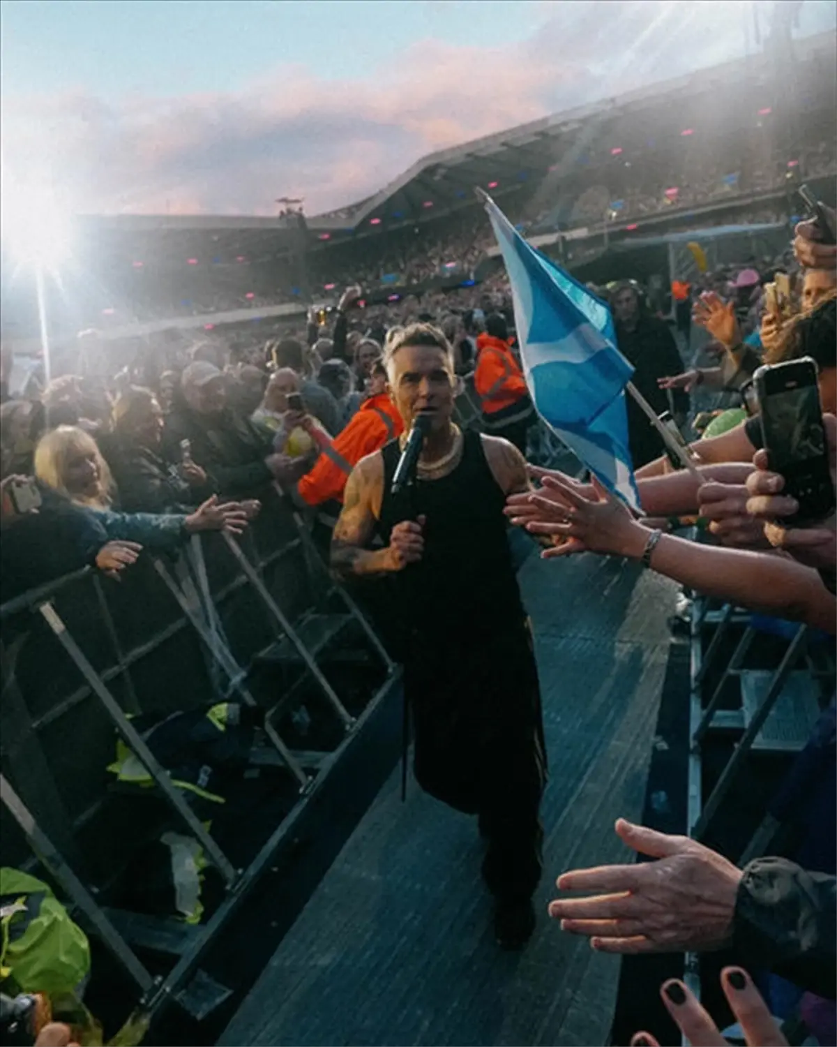 Robbie Williams İstanbul\'da Konser Verecek
