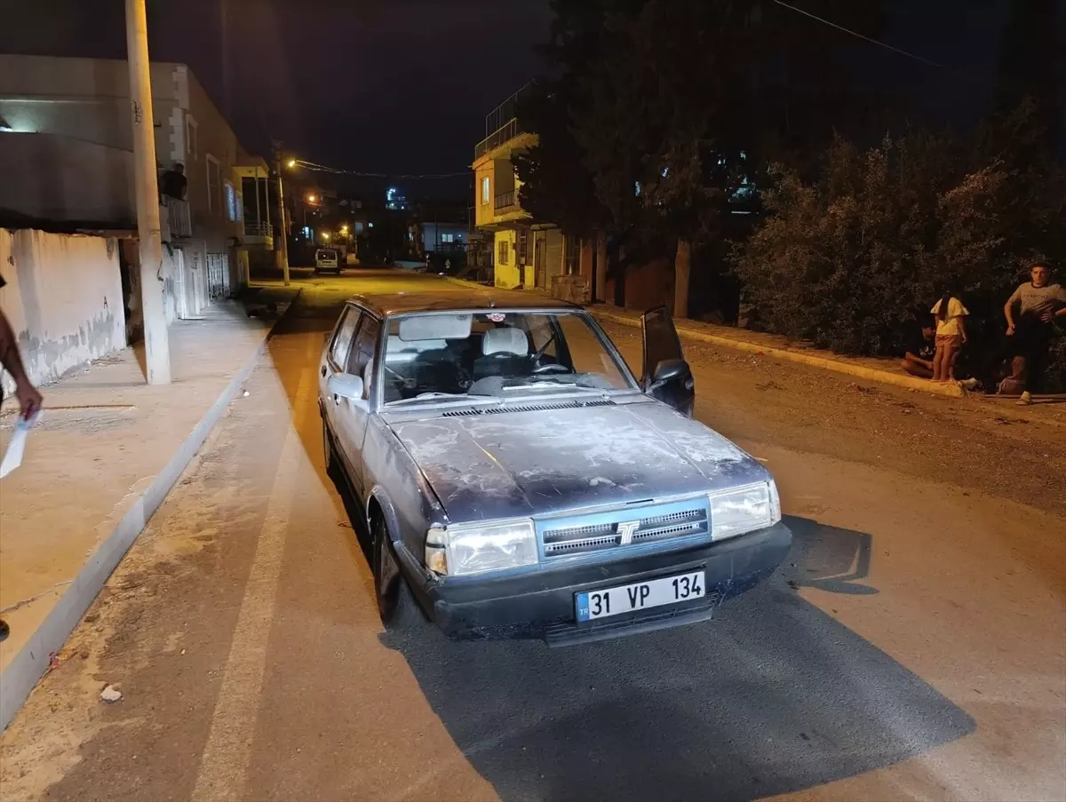 İskenderun\'da Otomobil Hırsızları Tutuklandı