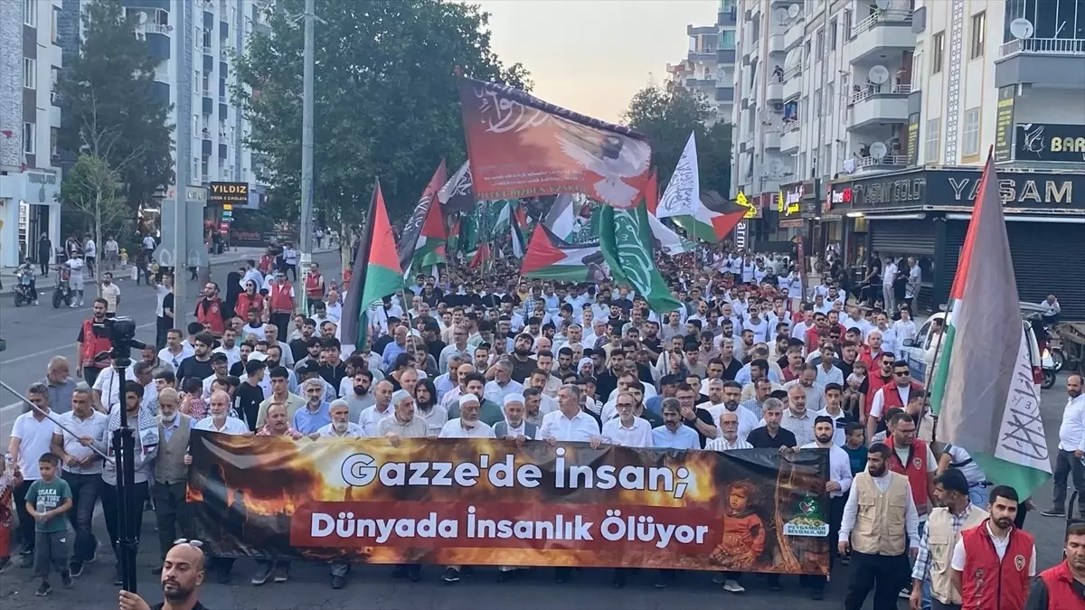 Diyarbakır ve Batman\'da Gazze İçin Protesto