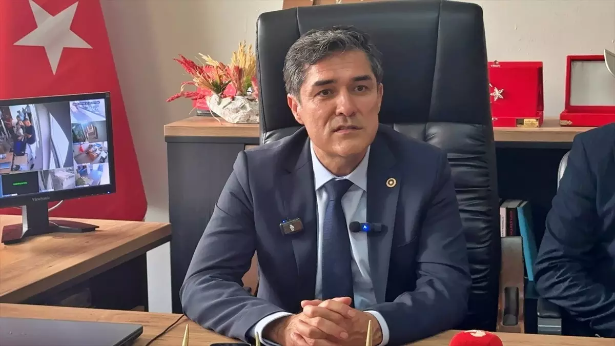 Kavuncu Osmaniye\'de Ziyaretlerde Bulundu