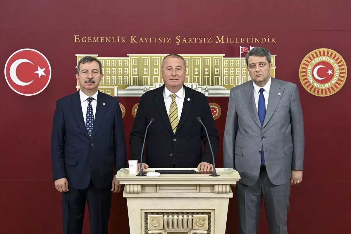 İYİ Parti\'den AYM Eleştirisi