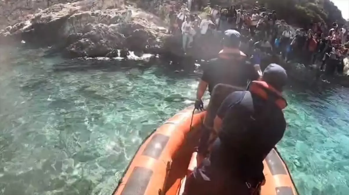 Çeşme ve Urla\'da 138 Düzensiz Göçmen Yakalandı