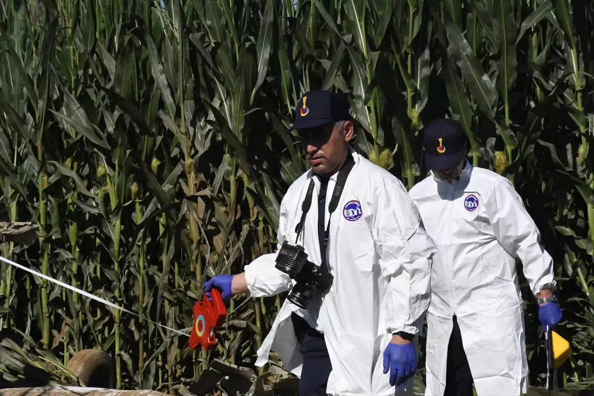 Eğitim Uçağı Düşmesi: Pilot Hayatını Kaybetti