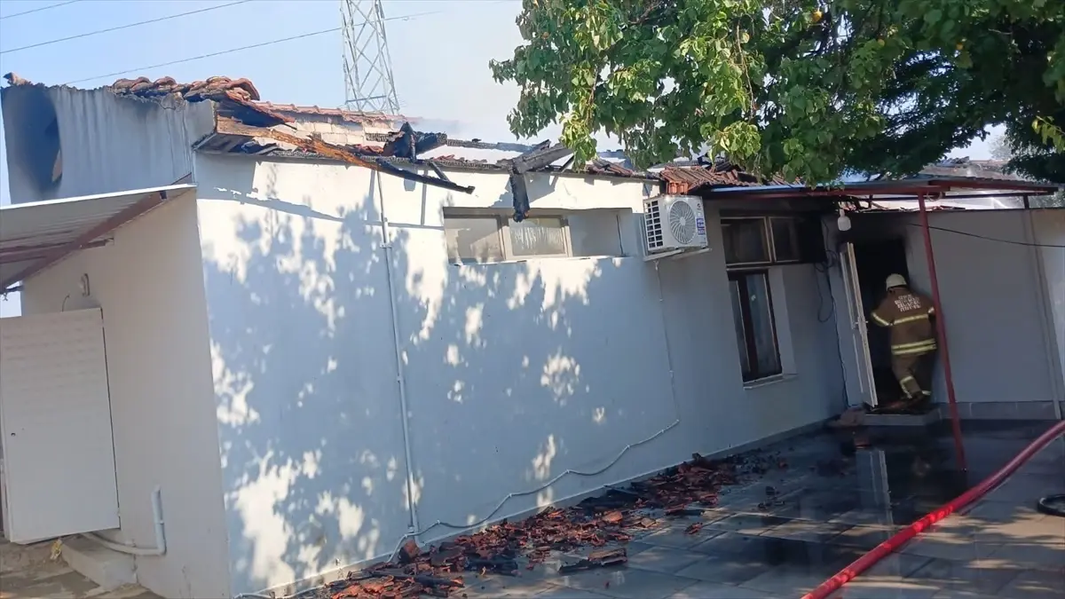 Ödemiş\'te Bebek Yangında Hayatını Kaybetti