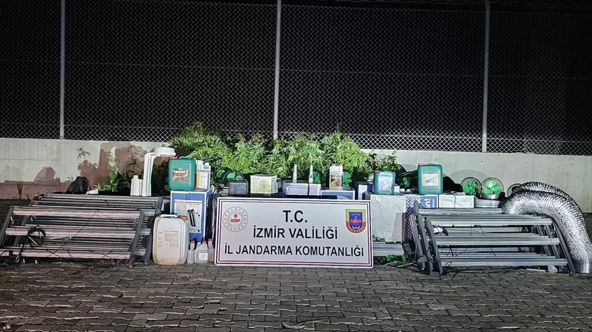 Seferihisar\'da Uyuşturucu Operasyonu