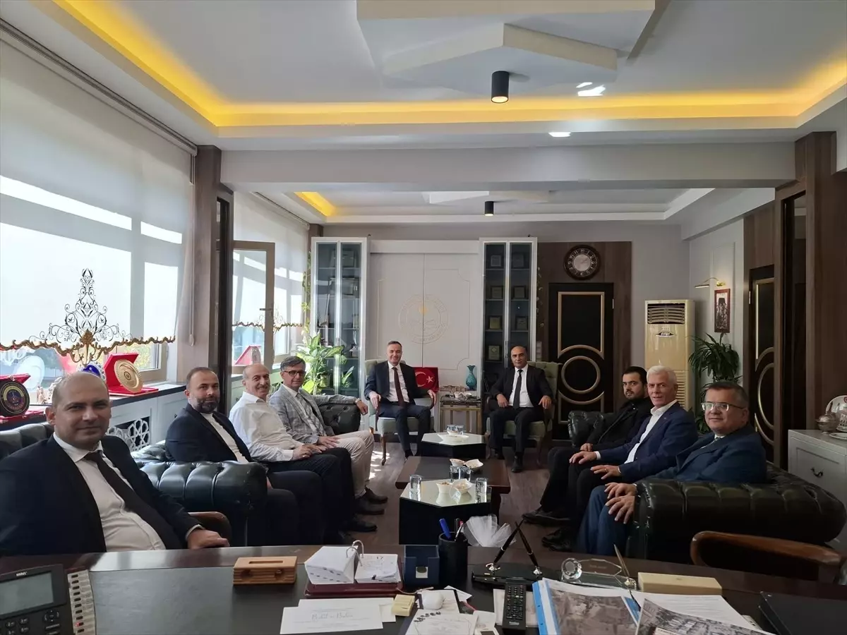 İzmir İl Sağlık Müdürü Kul, Kemalpaşa\'da İncelemelerde Bulundu
