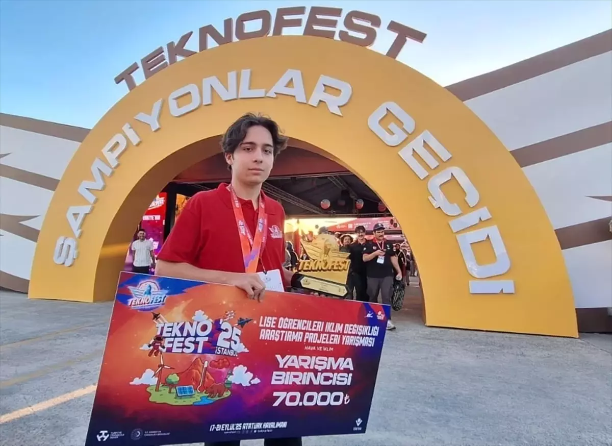 İzmirli Öğrenciler TEKNOFEST\'te Başarı Elde Etti