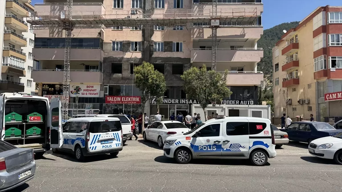 Kahramanmaraş\'ta İş Kazası: 1 Ölü, 2 Yaralı