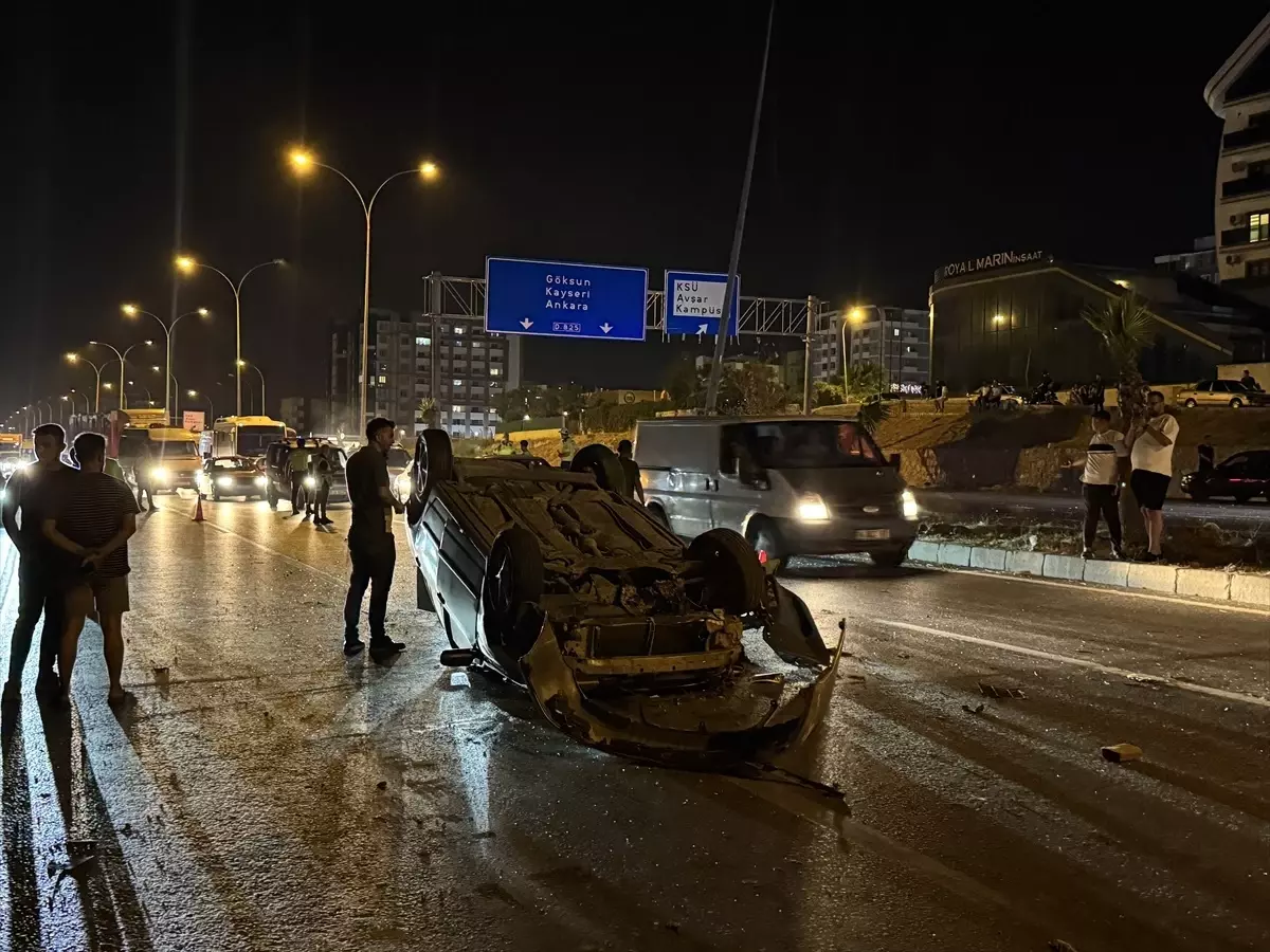 Kahramanmaraş\'ta Takla Atan Araçta Sürücü Yaralandı