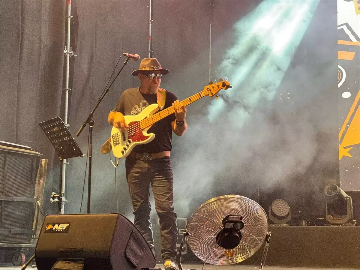 Ağustos Fuarı\'nda Konser Coşkusu