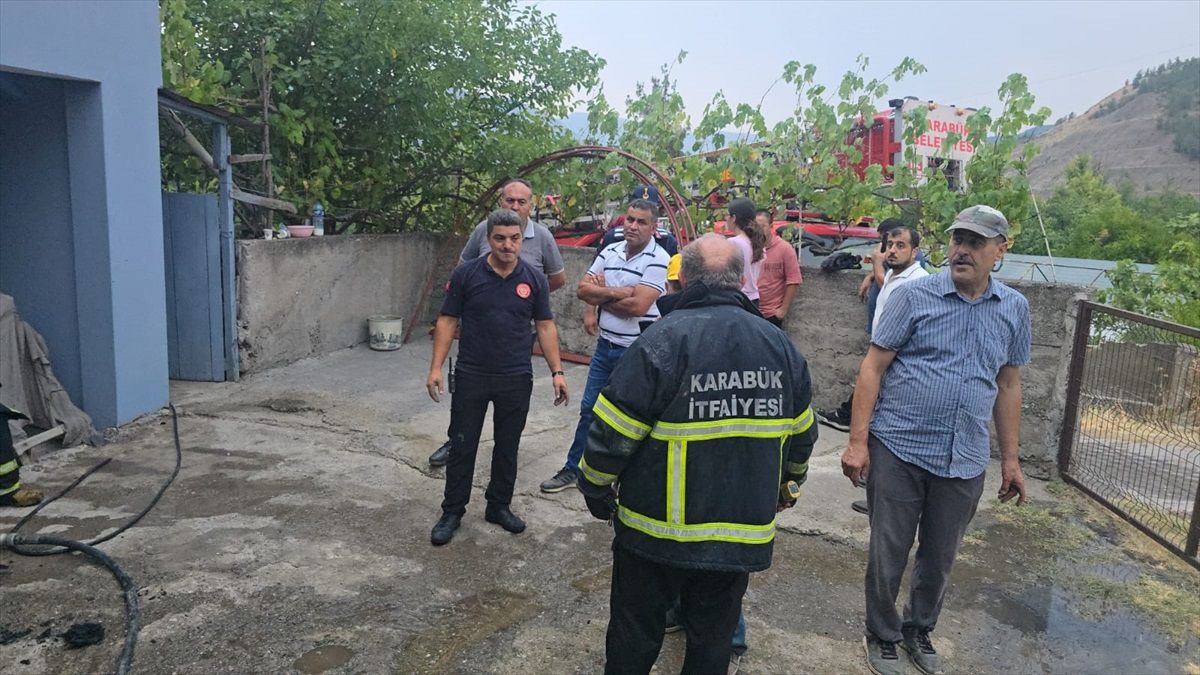 Karabük\'te Evde Yangın Çıktı