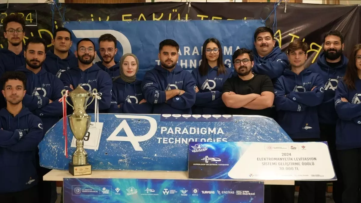 Karabük Üniversitesi Hyperloop\'da Türkiye Birincisi