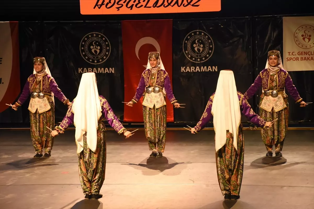 Karaman\'da Halk Oyunları Şampiyonası Düzenlendi