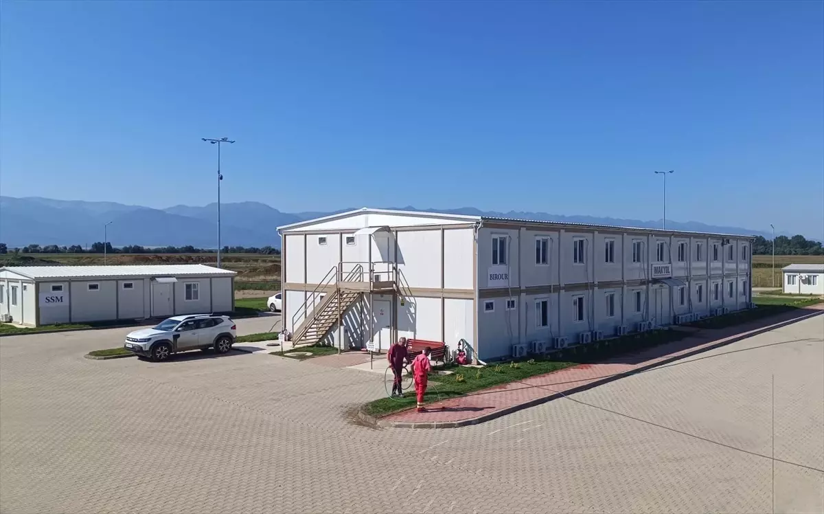 Karmod Romanya\'da Otoyol Projesi İçin Konteyner Şantiyeler Kurdu