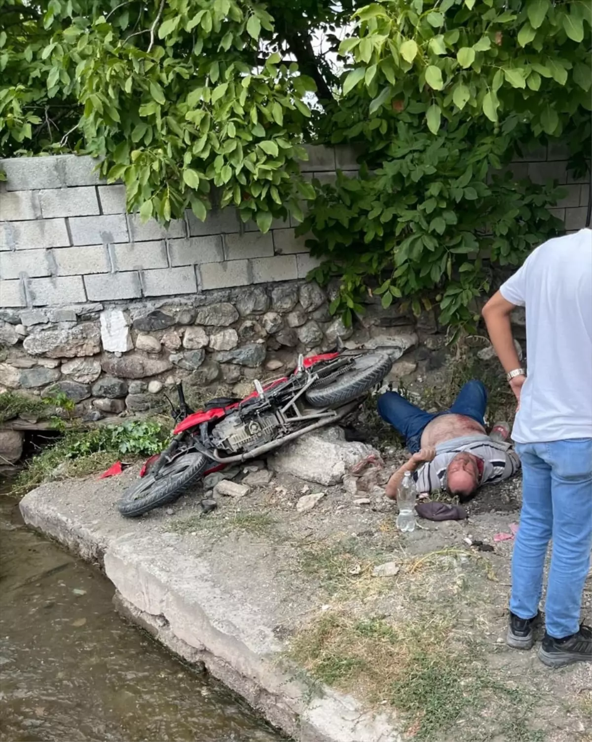 Kağızman\'da kovalamaca, motosiklet kazasıyla sona erdi
