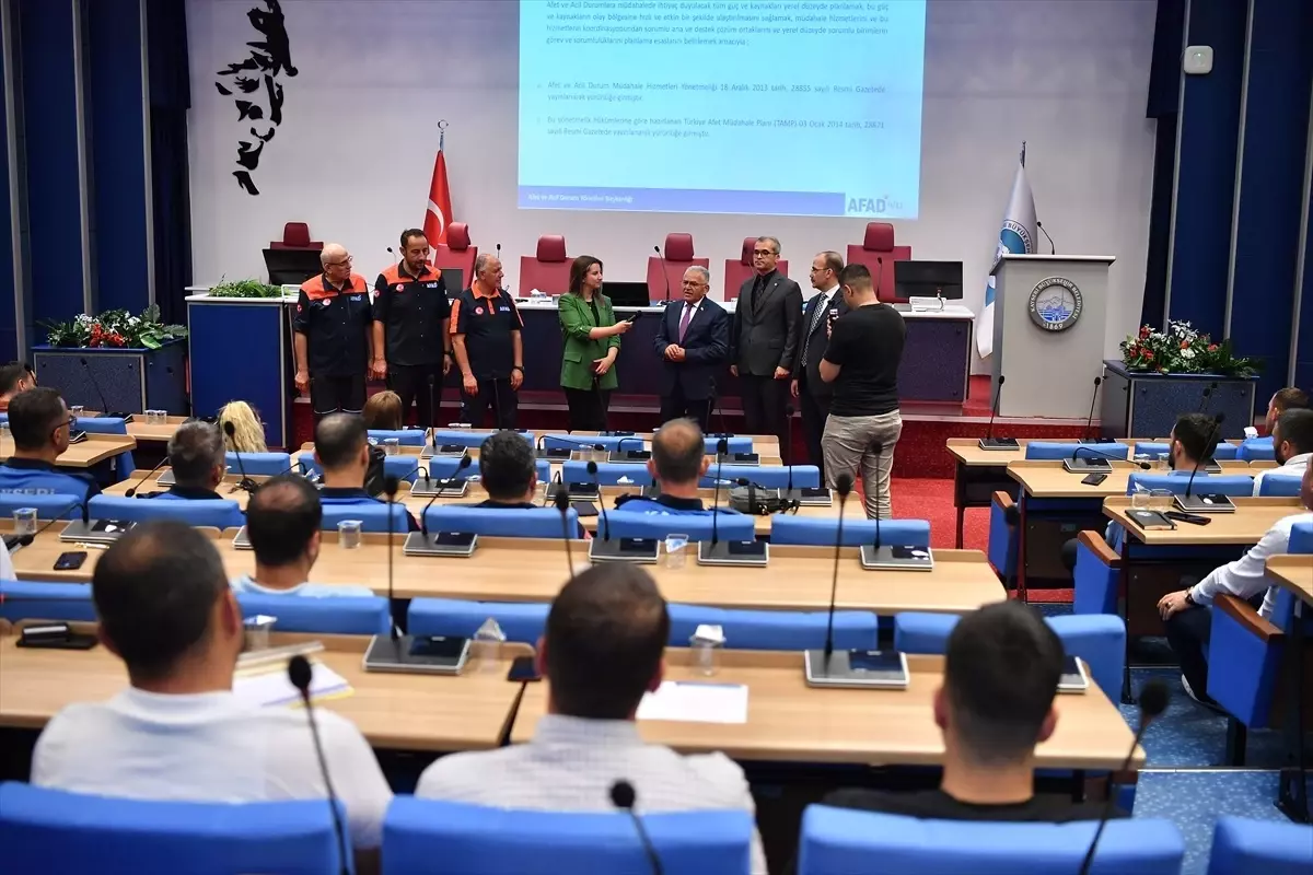 Kayseri\'de Enkazda Arama Kurtarma Eğitimi