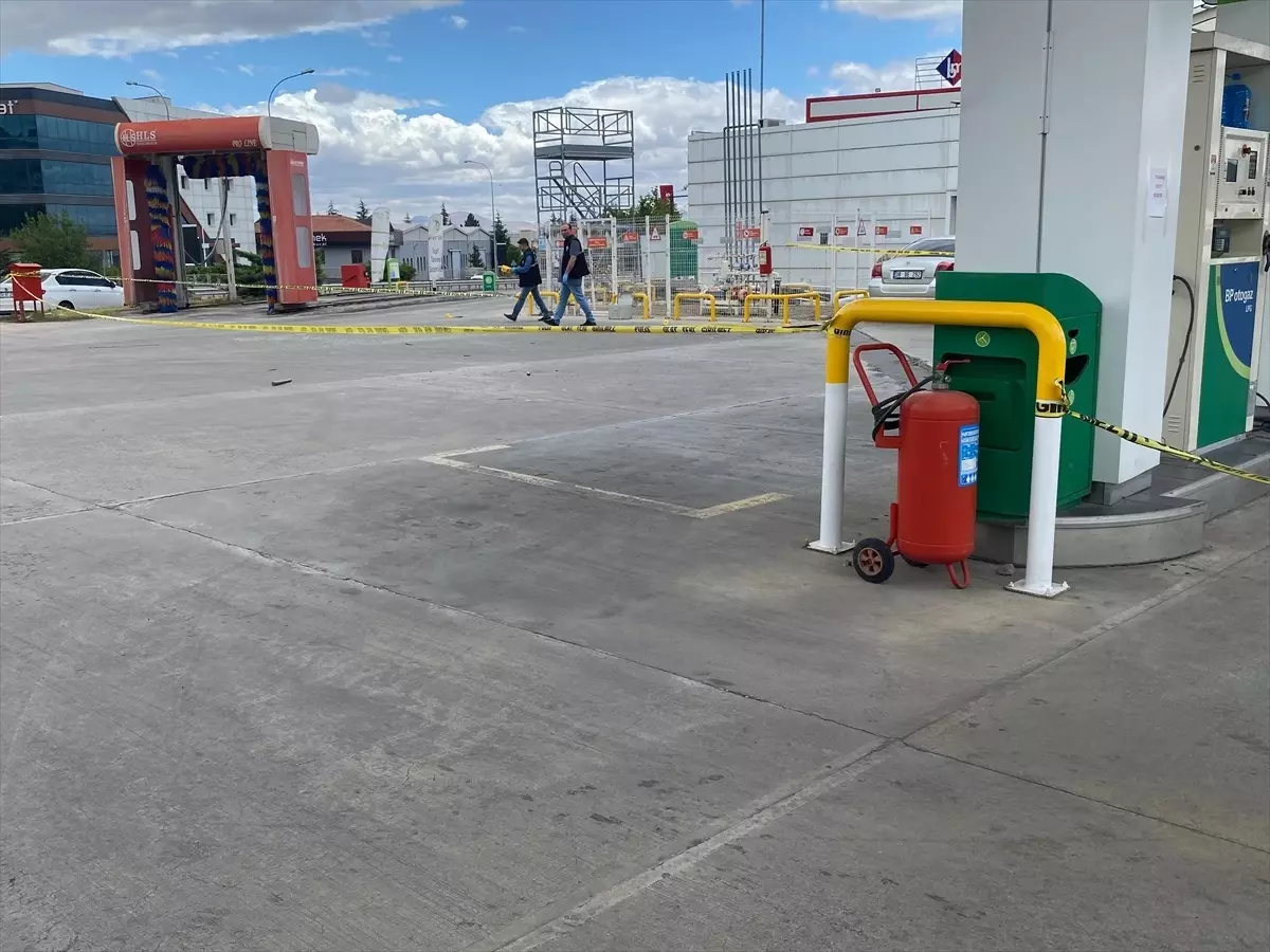 Kayseri\'de Silahlı Kavga: 2 Yaralı