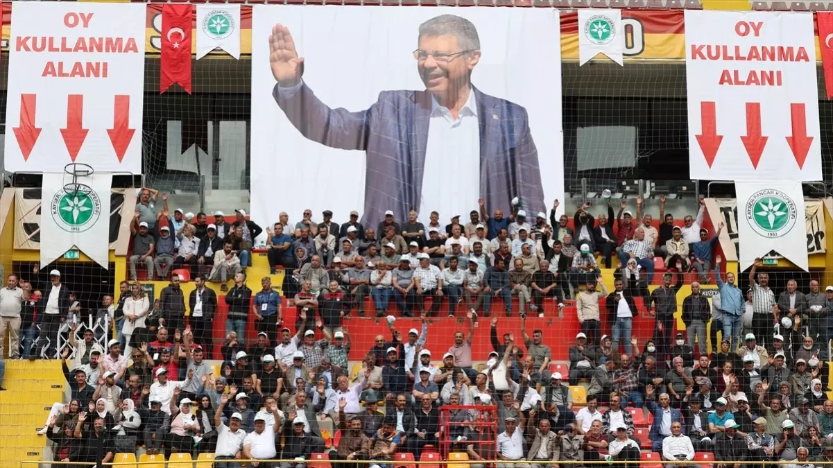 Hüseyin Akay\'dan Güven Tazeleyen Seçim