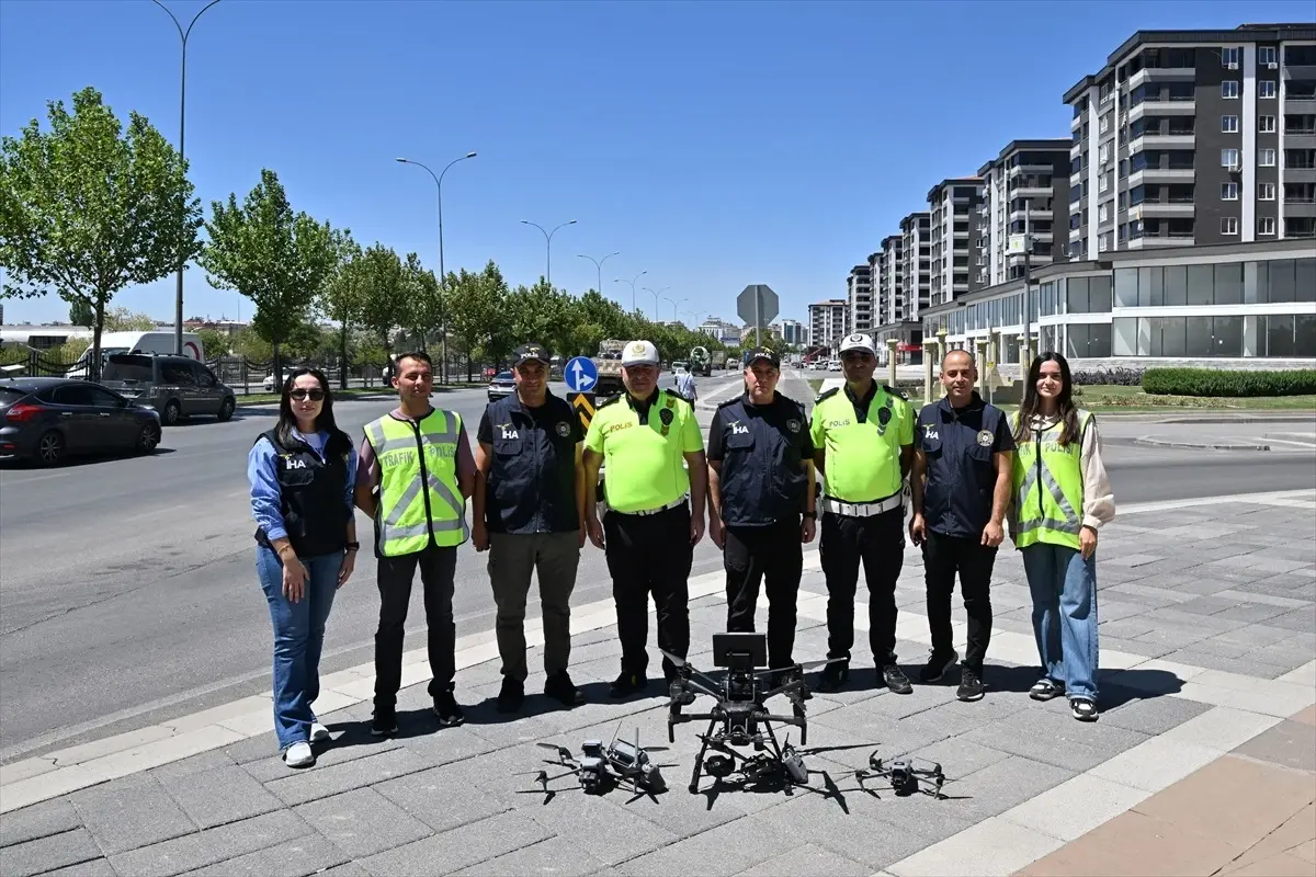Gaziantep\'te Dron ile Trafik Kazalarına Müdahale