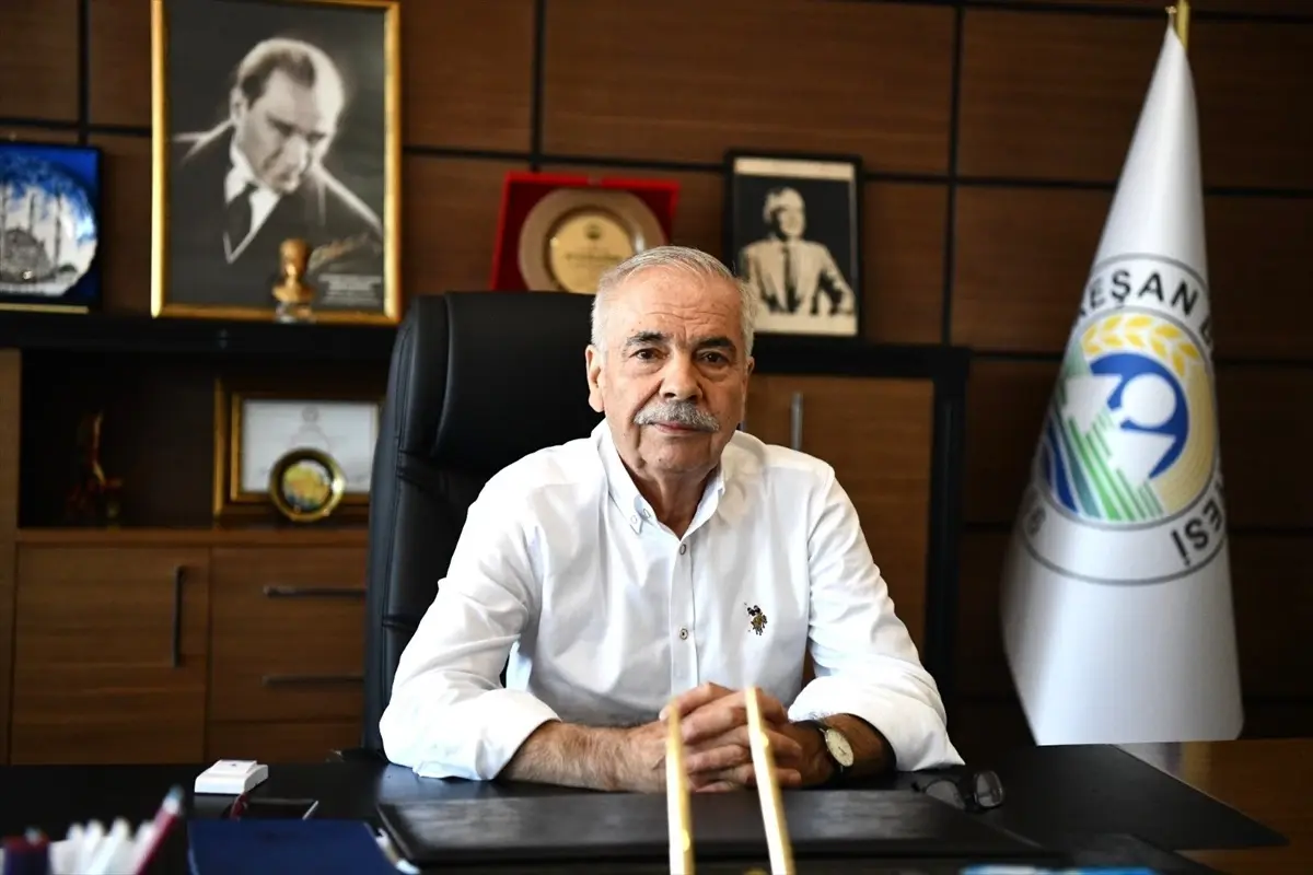 Başkan Özcan Görevine Döndü