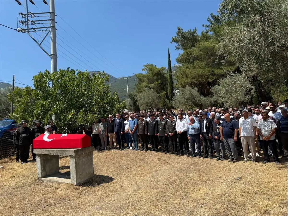 Kıbrıs gazisi Mehmet Akif Aydemir son yolculuğuna uğurlandı