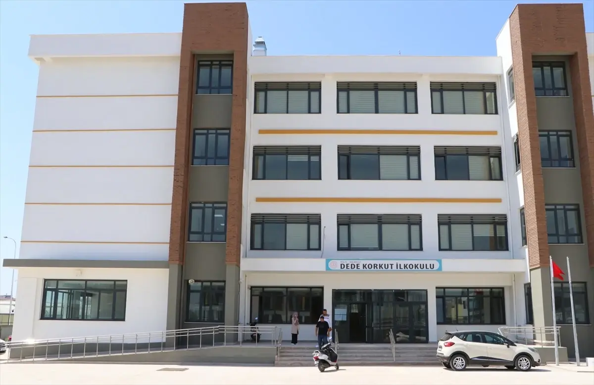 Kilis\'te Deprem Sonrası Eğitim Yeniden Yapılanıyor