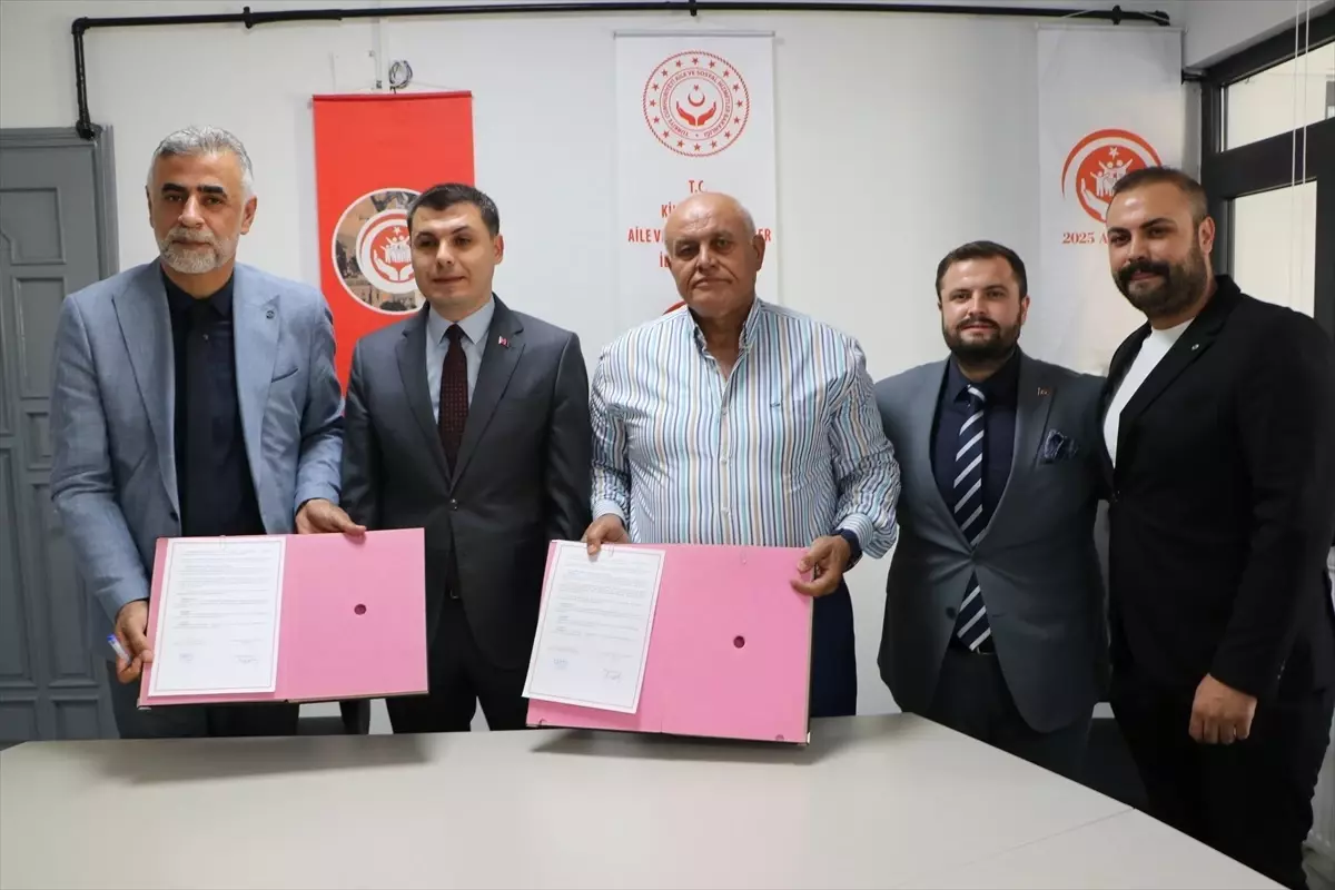 Kilis\'te evlenecek 15 çifte düğün salonu desteği verilecek