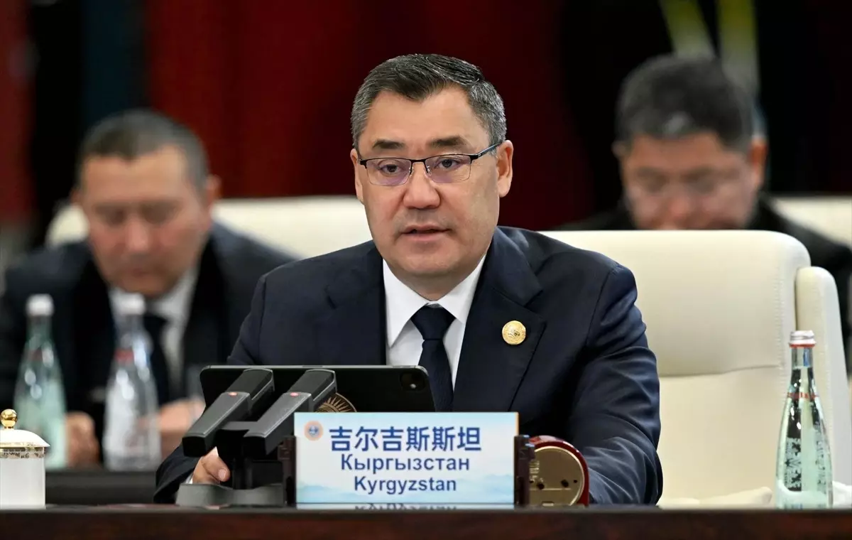 Caparov: ŞİÖ Küresel Güç Haline Geldi