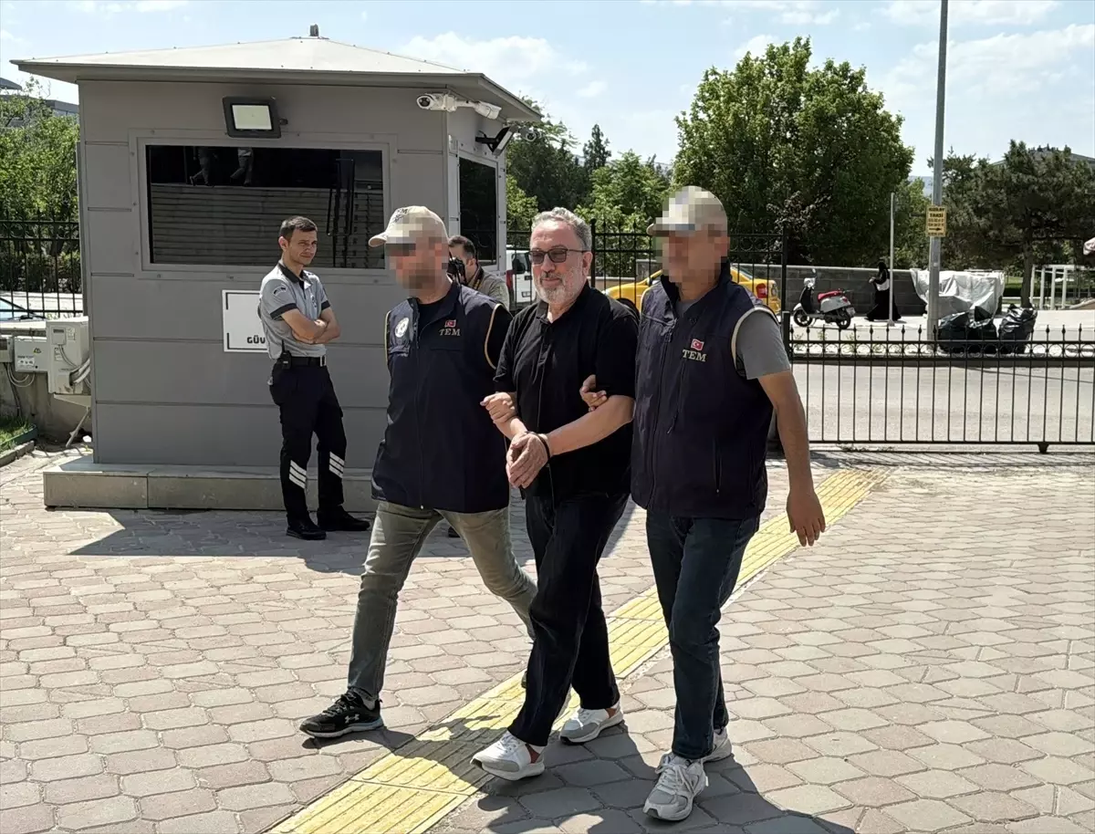FETÖ\'cü Eski Emniyet Müdürü Yakalandı