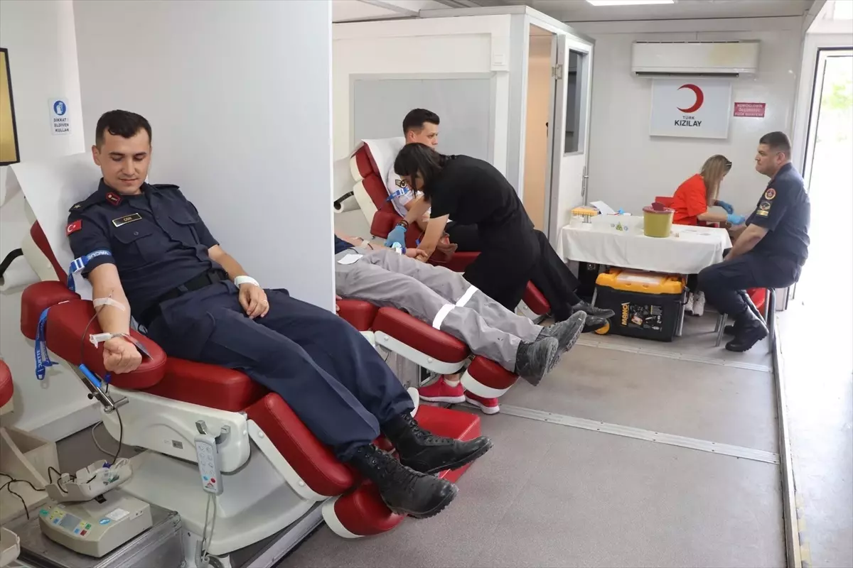 Jandarma 186. Yılında Kan Bağışında Bulundu