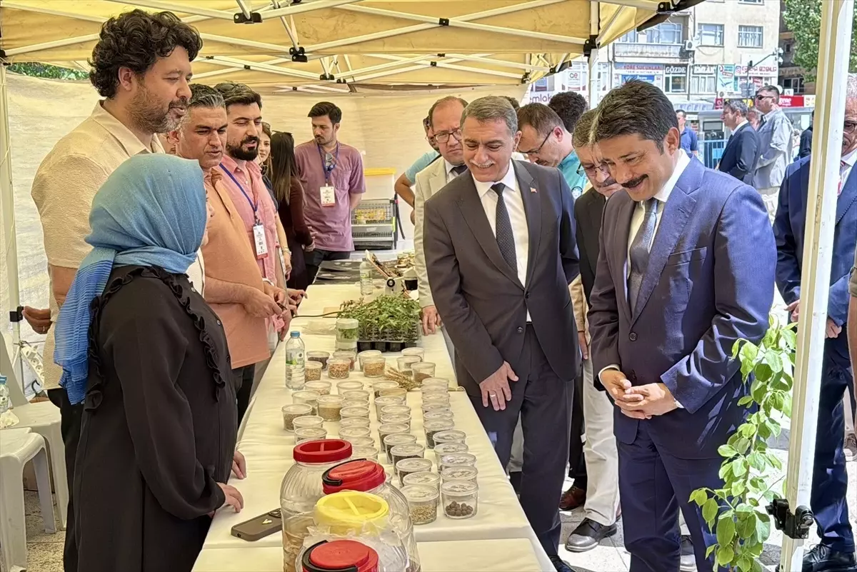 Kırşehir\'de Bilim Şenliği Başladı