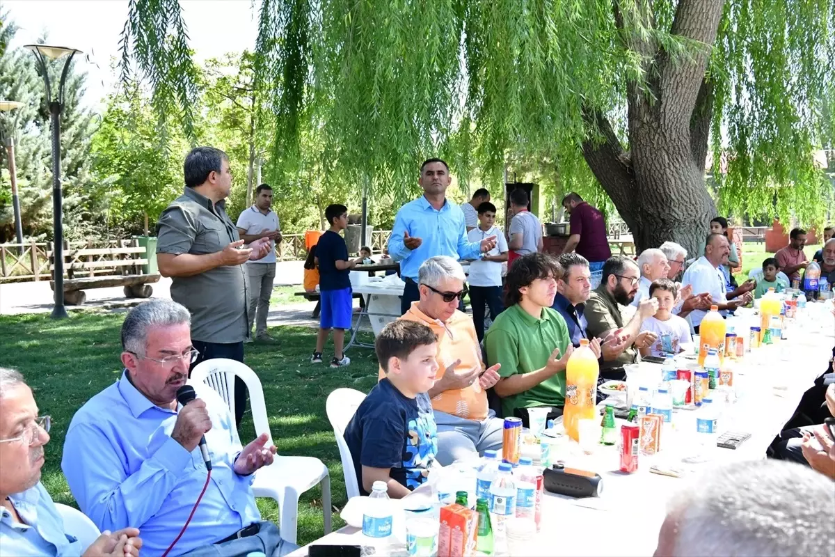Kırşehir\'de şehit aileleri ve gaziler bahar şenliği pikniğinde buluştu