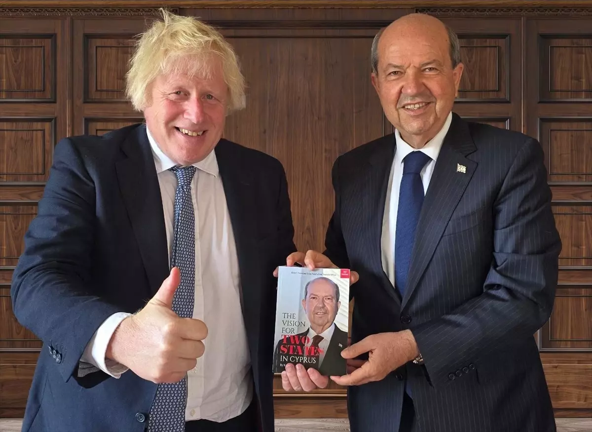 Tatar ve Johnson Görüştü