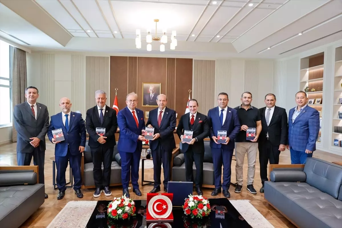 Ersin Tatar\'dan \'Mavi Vatan\' Kitabı Tanıtıldı