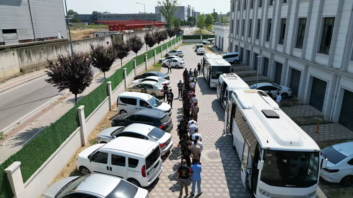 İzmit\'teki Kavgada 14 Tutuklama