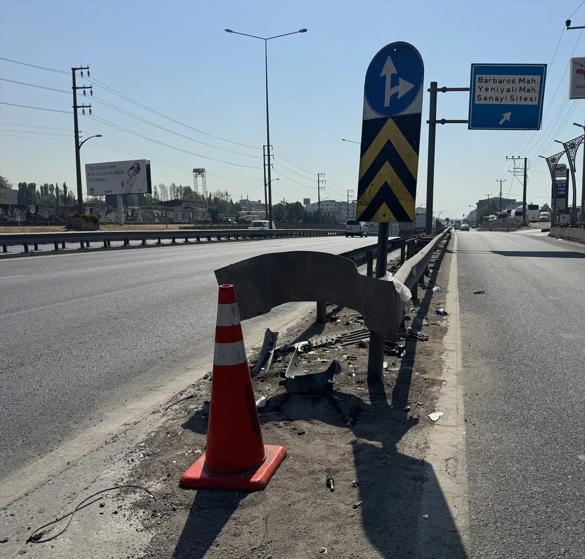 Körfez\'de Motosiklet Kazası: Bir Genç Hayatını Kaybetti