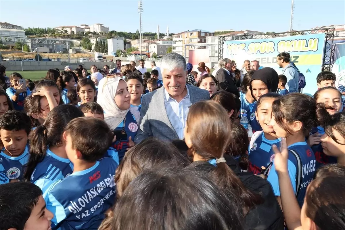 Yangından Zarar Gören Çiftçilere Destek