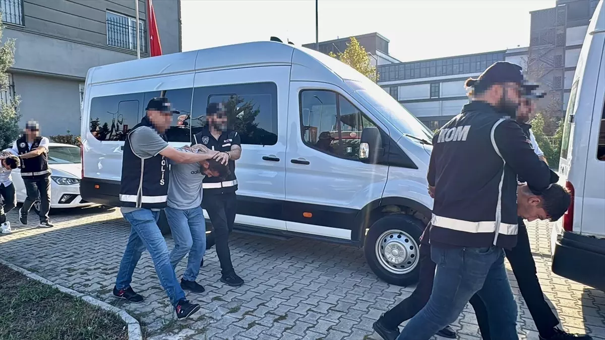 Kocaeli\'de Suç Örgütüne Büyük Operasyon